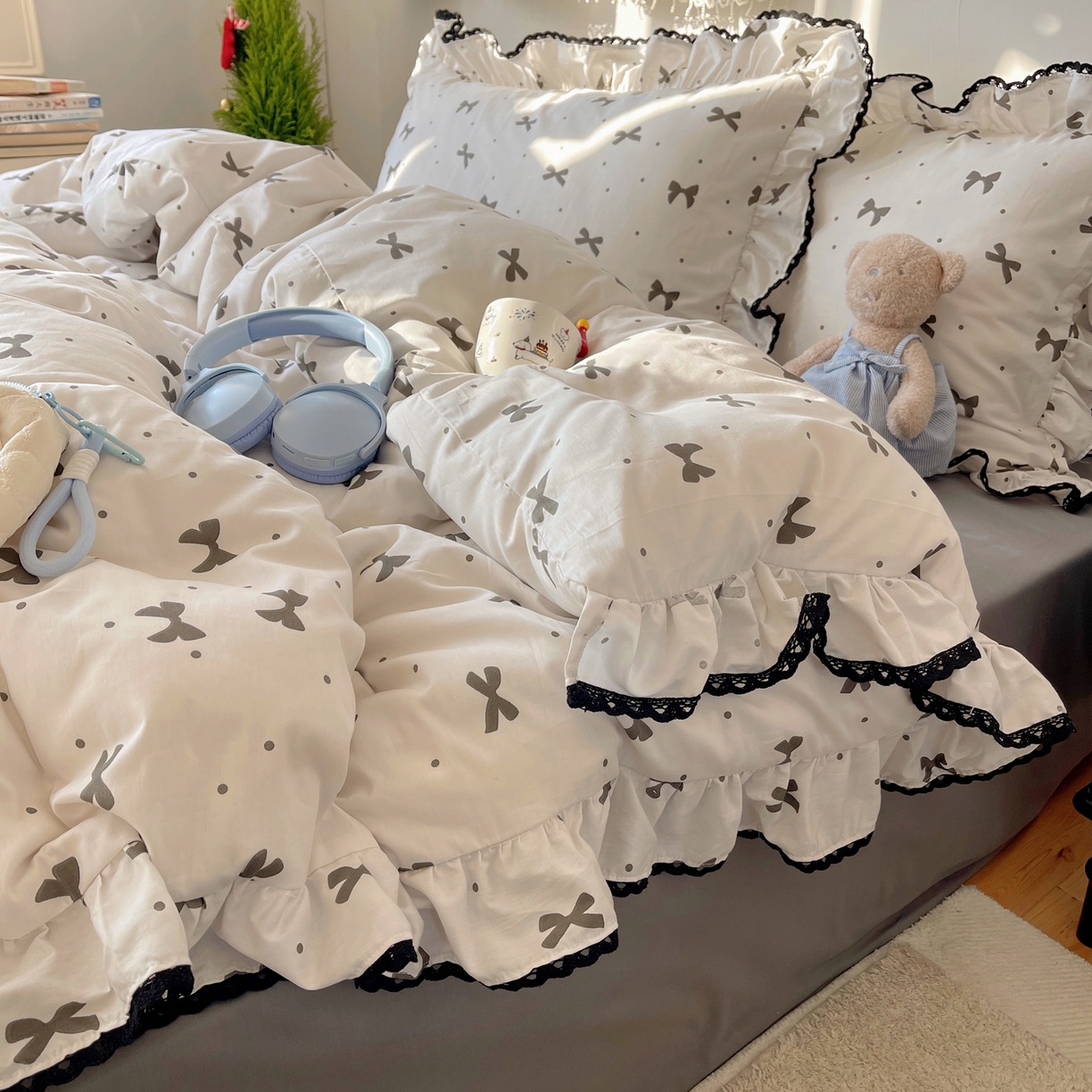 91家纺网 家纺一手货源 找家纺 三朵家纺 2026新款40支13070全棉纯棉韩版法式花边四件套 可爱蝴蝶结