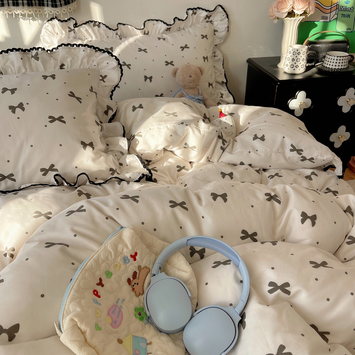 91家纺网 家纺一手货源 找家纺 三朵家纺 2026新款40支13070全棉纯棉韩版法式花边四件套 可爱蝴蝶结