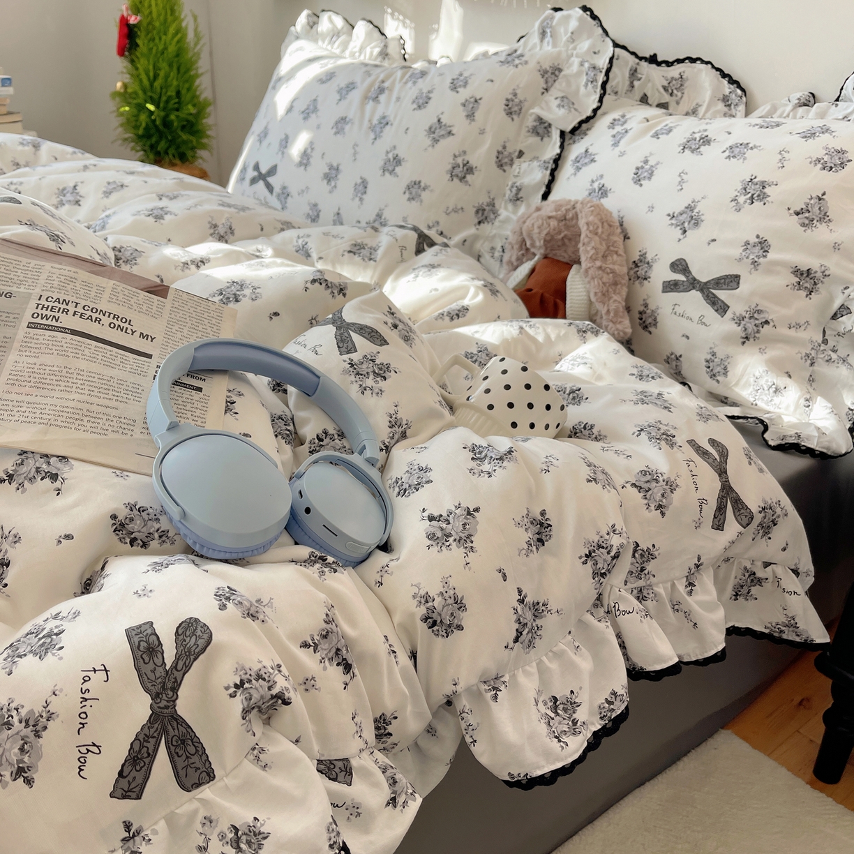 91家纺网 家纺一手货源 找家纺 三朵家纺 2026新款40支13070全棉纯棉韩版法式花边四件套 蝴蝶花语