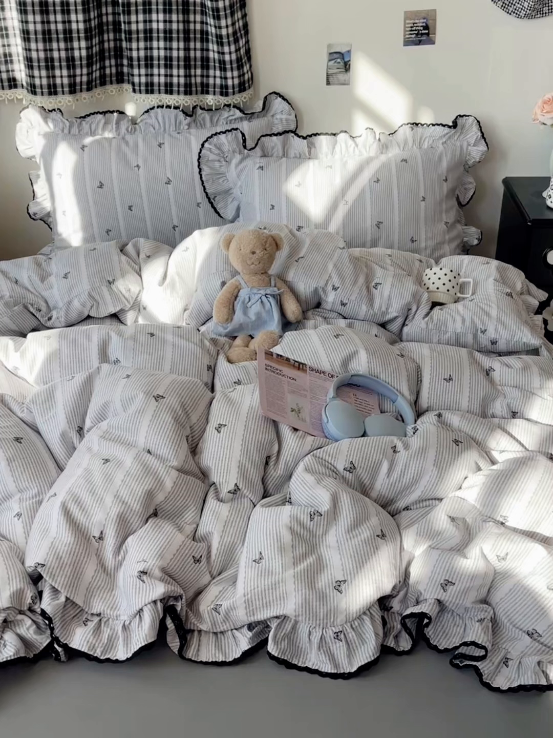 91家纺网 家纺一手货源 找家纺 三朵家纺 2026新款40支13070全棉纯棉韩版法式花边四件套 蝶舞飞扬