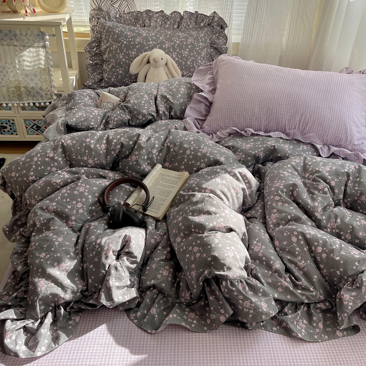 91家纺网 家纺一手货源 找家纺 三朵家纺 2026新款A类云柔水洗棉韩版法式花边云朵棉四件套 罗逸维绿