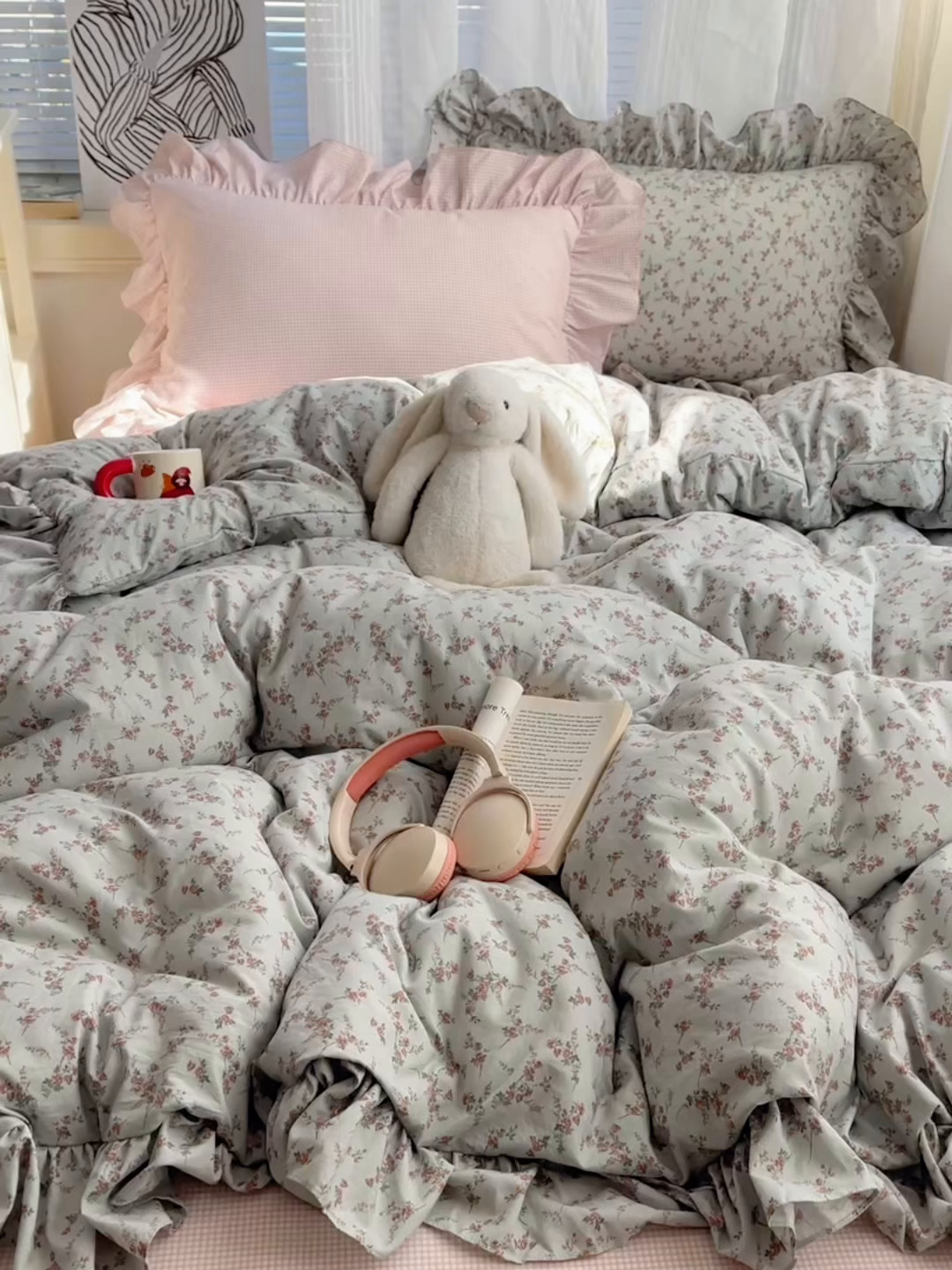 91家纺网 家纺一手货源 找家纺 三朵家纺 2026新款A类云柔水洗棉韩版法式花边云朵棉四件套 惜花灰绿