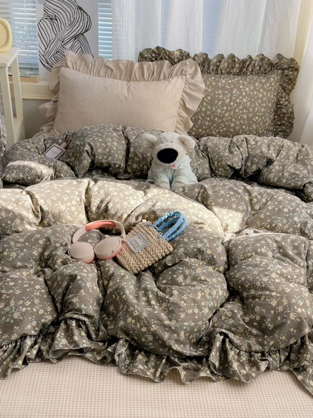 91家纺网 家纺一手货源 找家纺 三朵家纺 2026新款A类云柔水洗棉韩版法式花边云朵棉四件套 春夕集