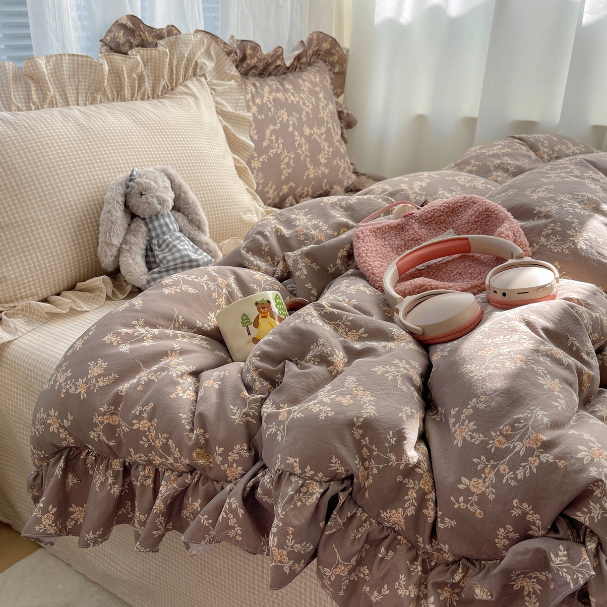 91家纺网 家纺一手货源 找家纺 三朵家纺 2026新款A类云柔水洗棉韩版法式花边云朵棉四件套 如漫