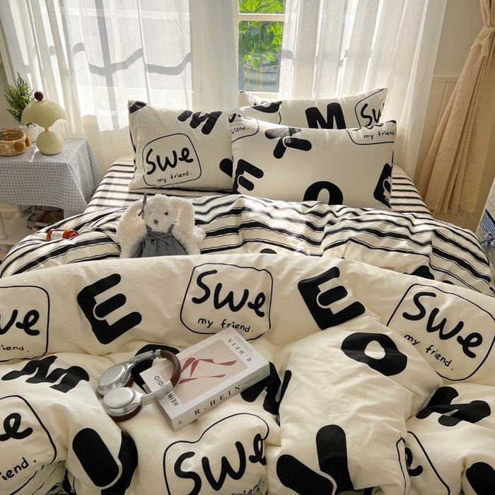 91家纺网 家纺一手货源 找家纺 曼之夏 2026新款全棉印花花卉四件套 奶油字母