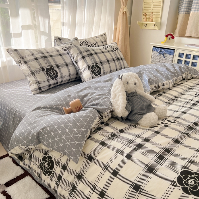 91家纺网 家纺一手货源 找家纺 曼之夏 2026新款全棉印花花卉四件套 时尚格