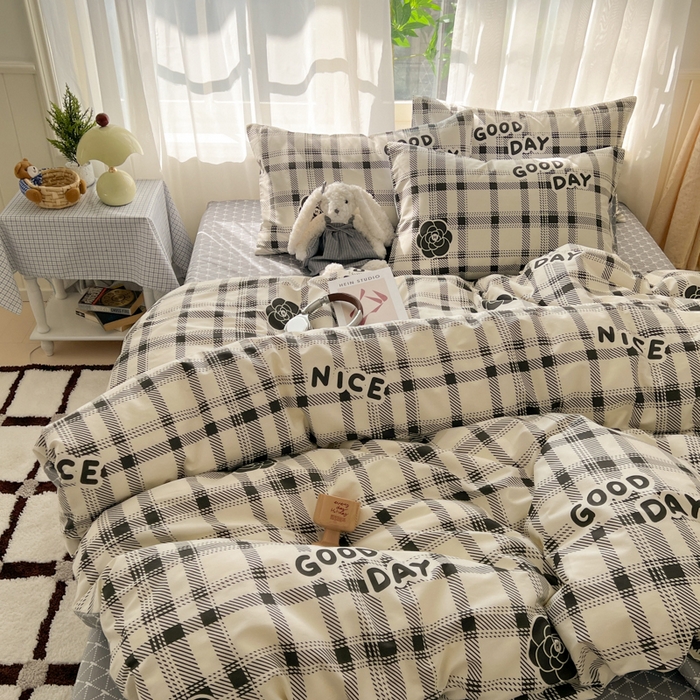 91家纺网 家纺一手货源 找家纺 曼之夏 2026新款全棉印花花卉四件套 时尚格