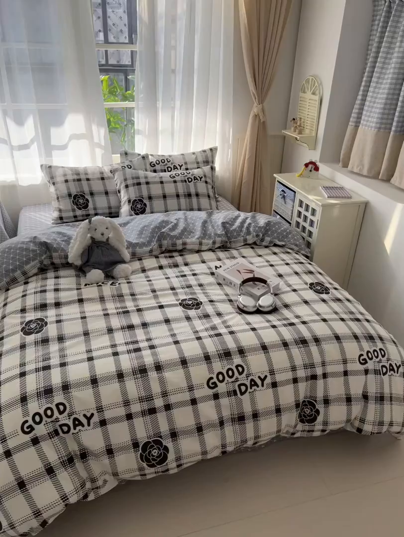 91家纺网 家纺一手货源 找家纺 曼之夏 2026新款全棉印花花卉四件套 时尚格