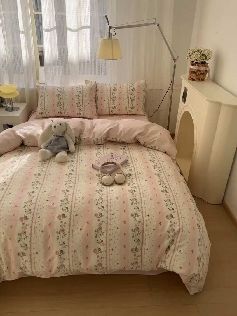 91家纺网 家纺一手货源 找家纺 曼之夏 2026新款全棉印花花卉四件套 温柔花香