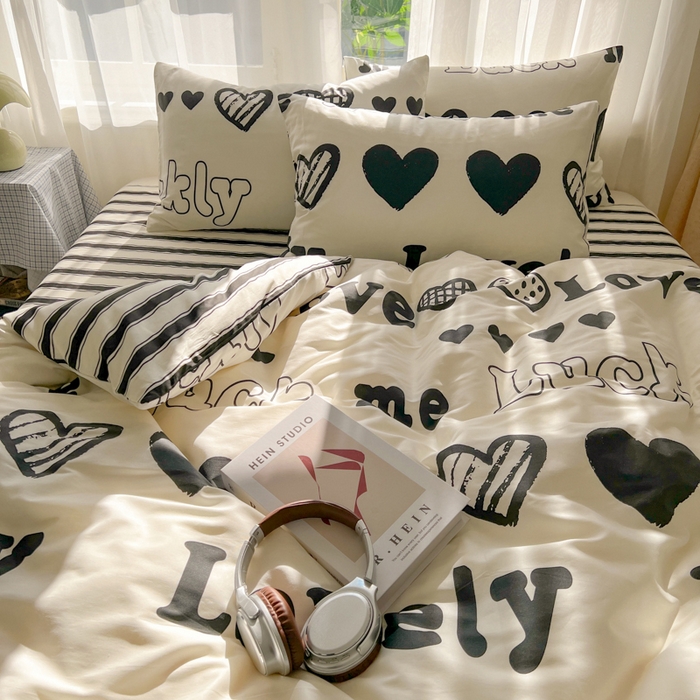 91家纺网 家纺一手货源 找家纺 曼之夏 2026新款全棉印花花卉四件套 心恋