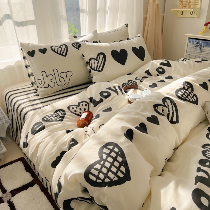 91家纺网 家纺一手货源 找家纺 曼之夏 2026新款全棉印花花卉四件套 心恋