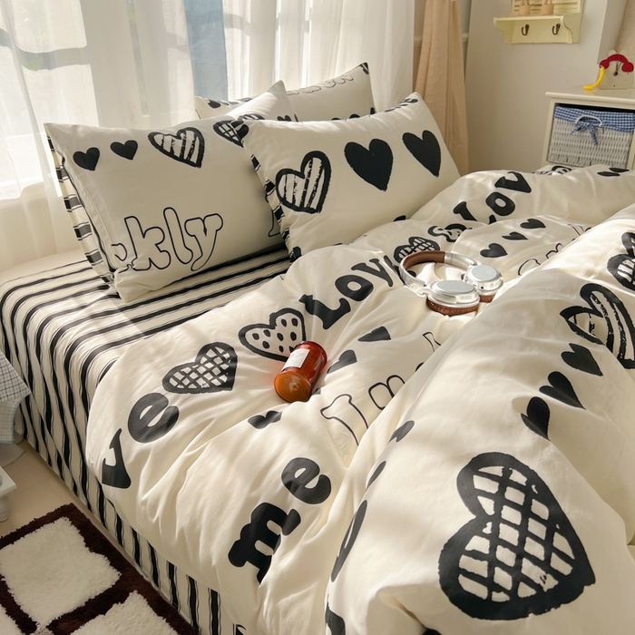 91家纺网 家纺一手货源 找家纺 曼之夏 2026新款全棉印花花卉四件套 心恋