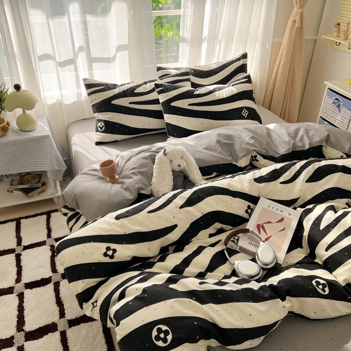 91家纺网 家纺一手货源 找家纺 曼之夏 2026新款全棉印花花卉四件套 英伦时尚