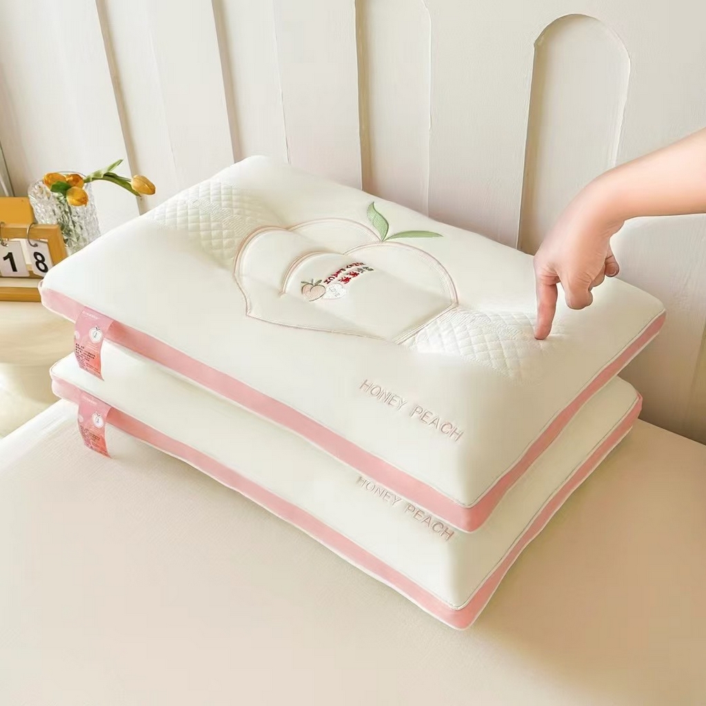 91家纺网 家纺一手货源 找家纺 （总）剑桥枕业 2026新款桃气满满 护颈枕芯成人颈椎助眠跑量低价枕头