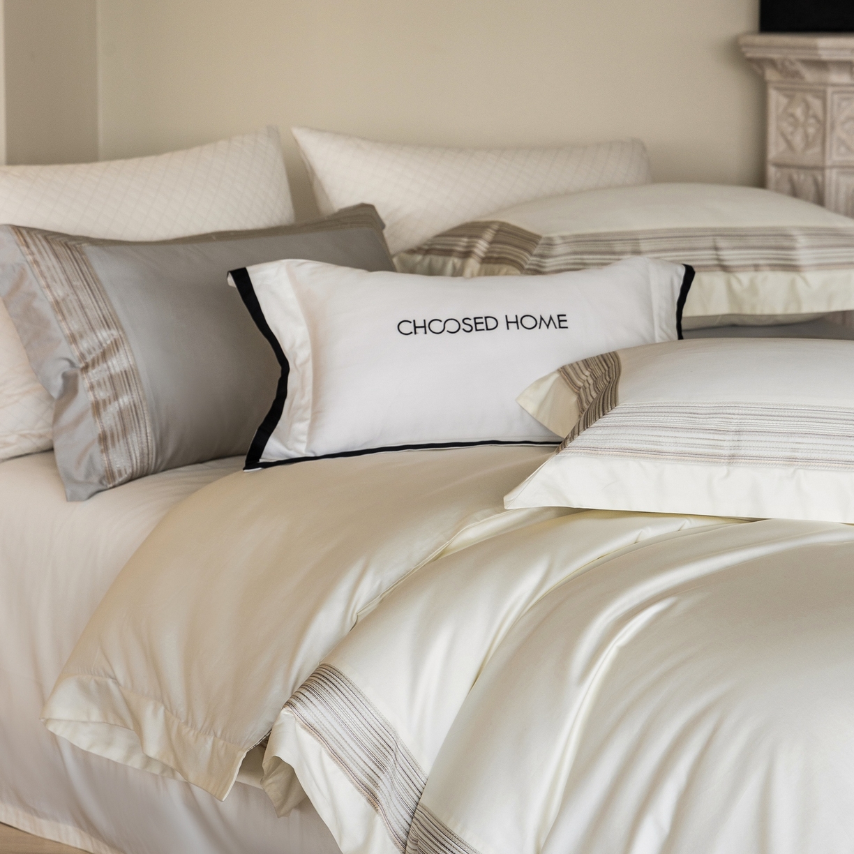 91家纺网 家纺一手货源 找家纺 初拾 2026新款全棉纯棉简约刺绣老钱风四件套—圣托里尼 圣托里尼-星光白