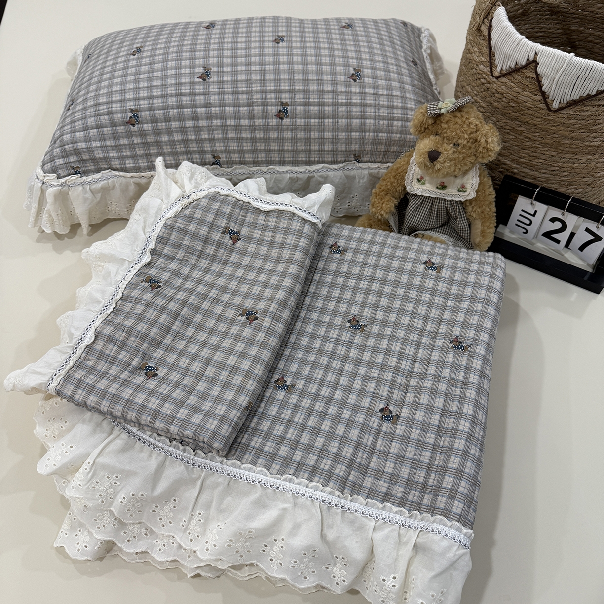 91家纺网 家纺一手货源 找家纺 （总）欣宜家纺 2025新款韩版蝴蝶结花边款牛奶绒四件套