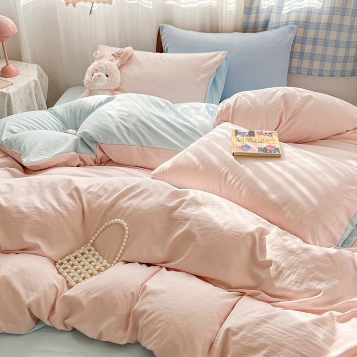 91家纺网 家纺一手货源 找家纺 雨帆家纺 2026新款素色双拼水洗棉混搭四件套 粉+天蓝