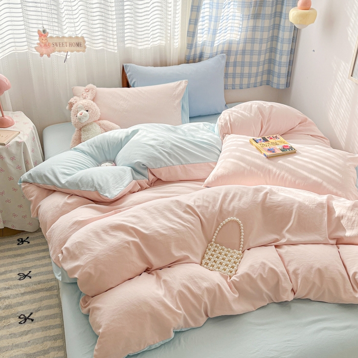 91家纺网 家纺一手货源 找家纺 雨帆家纺 2026新款素色双拼水洗棉混搭四件套 粉+天蓝