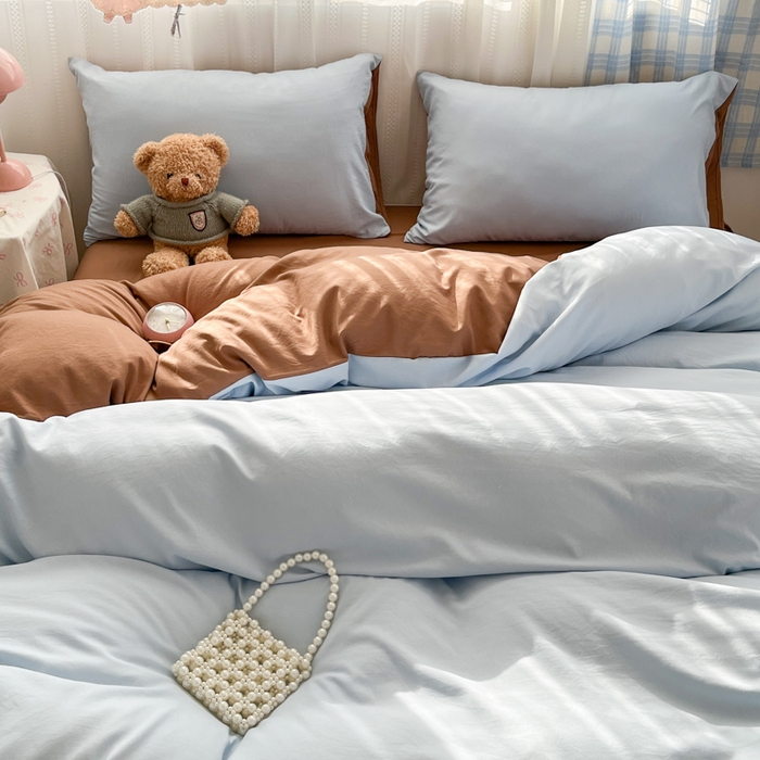 91家纺网 家纺一手货源 找家纺 雨帆家纺 2026新款素色双拼水洗棉混搭四件套 蓝+咖