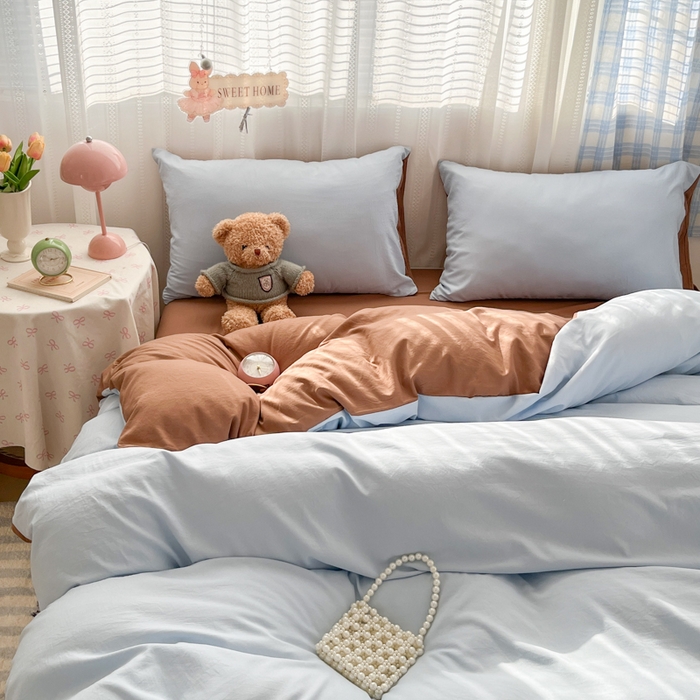 91家纺网 家纺一手货源 找家纺 雨帆家纺 2026新款素色双拼水洗棉混搭四件套 蓝+咖