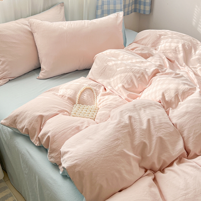 91家纺网 家纺一手货源 找家纺 雨帆家纺 2026新款素色双拼水洗棉混搭四件套 粉+天蓝