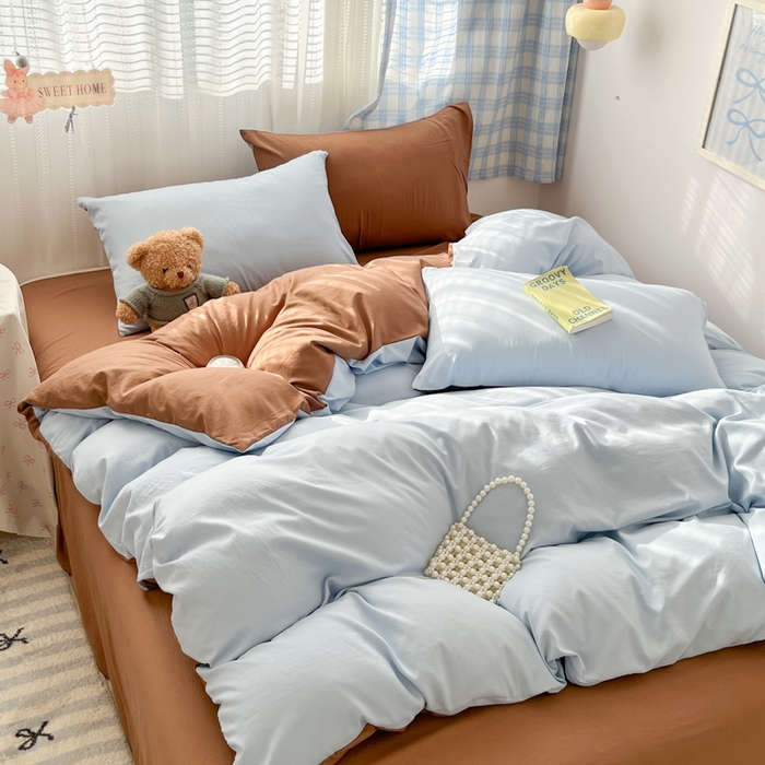 91家纺网 家纺一手货源 找家纺 雨帆家纺 2026新款素色双拼水洗棉混搭四件套 蓝+咖