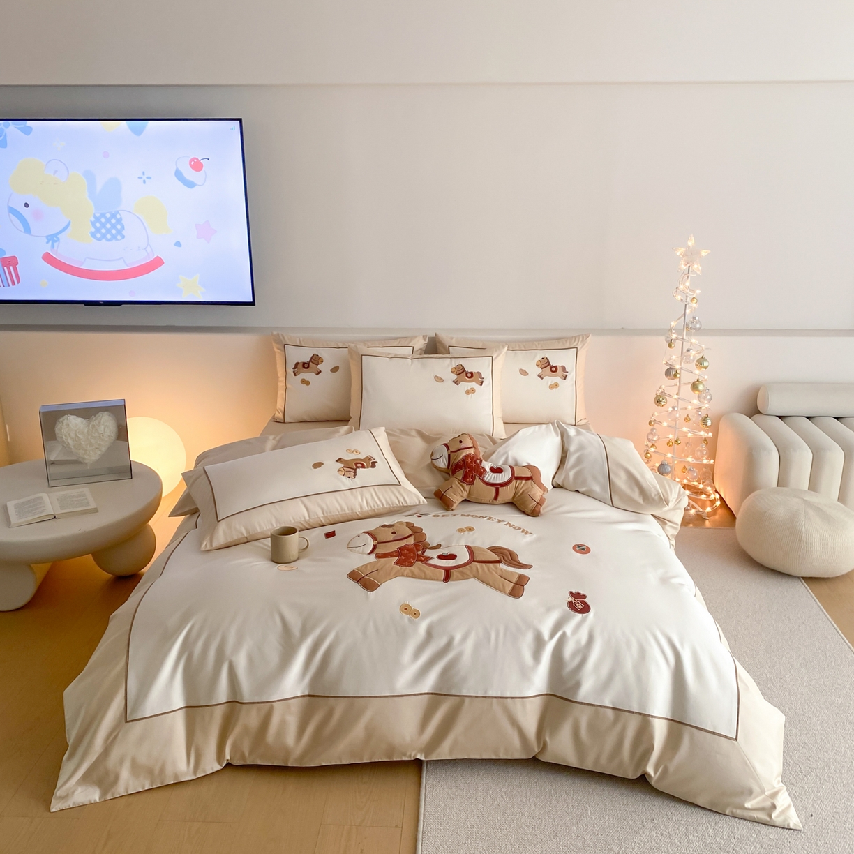 91家纺网 家纺一手货源 找家纺 （总）FORTWO家纺原创设计（FOR TWO家纺） 2026新款50长绒棉拼角贴布绣四件套-马上有钱