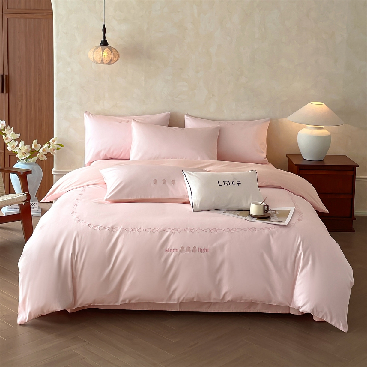 91家纺网 家纺一手货源 找家纺 （总）蓝米卡夫 2026春季新款-60S长绒棉贡缎刺绣系列四件套-福芦（礼盒）