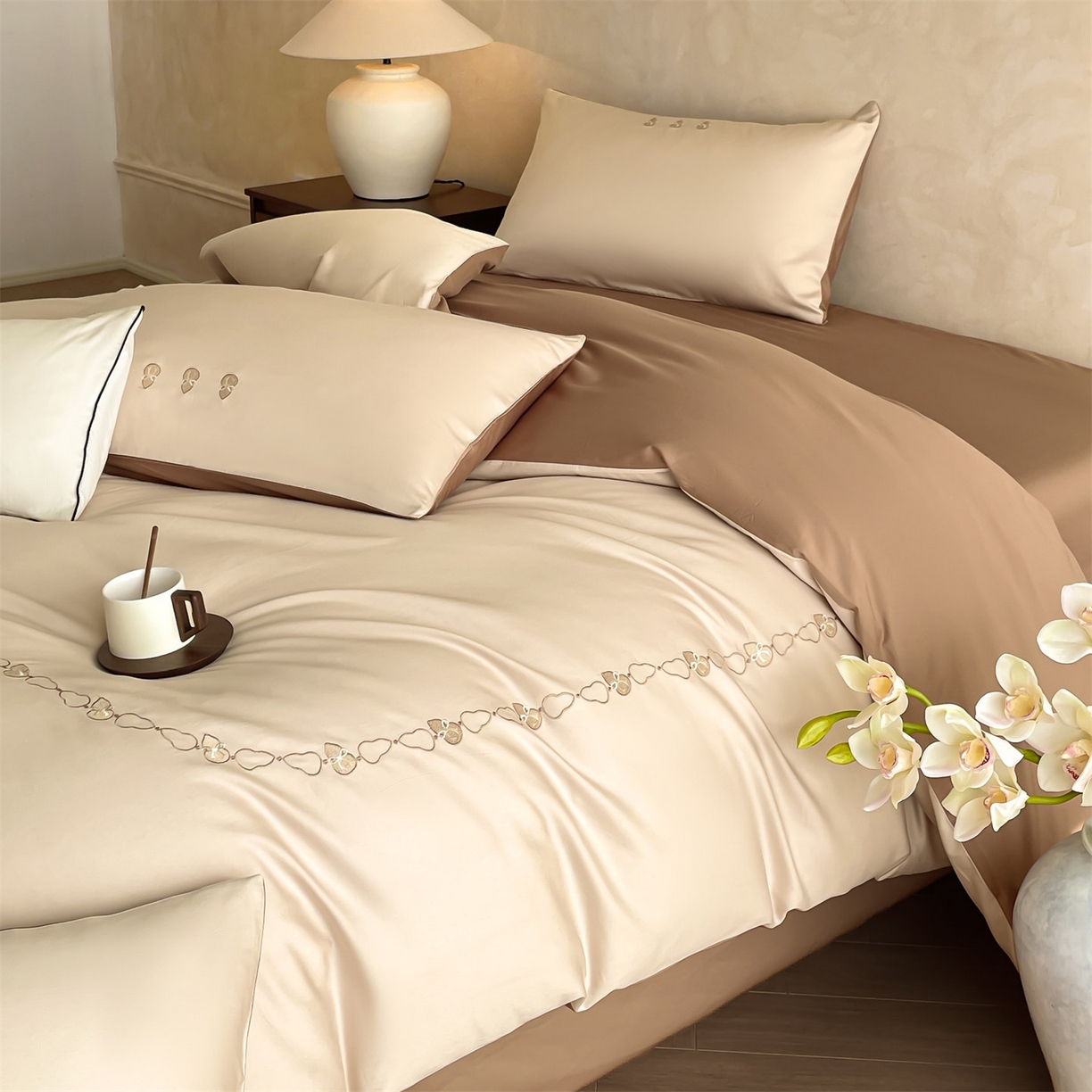 蓝米卡夫 2026春季新款-60S长绒棉贡缎刺绣系列四件套-福芦（礼盒） 福芦-玛卡+可可棕