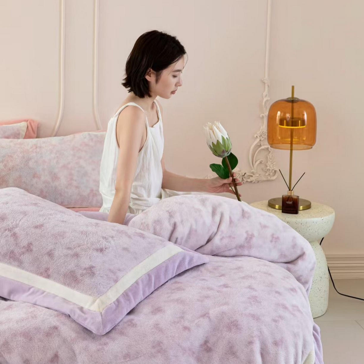 91家纺网 家纺一手货源 找家纺 玖琳家纺 2026新款高端高克重水貂绒四件套 浅浅 紫色