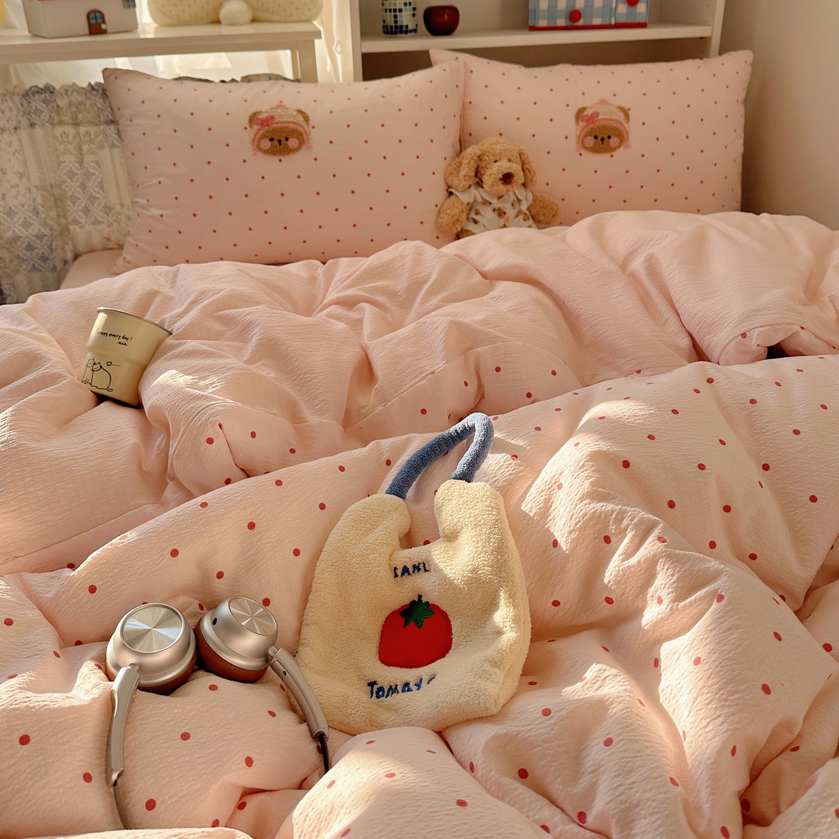 91家纺网 家纺一手货源 找家纺 美乐迪家纺 2026新款云感双层纱毛巾绣四件套 小熊糕