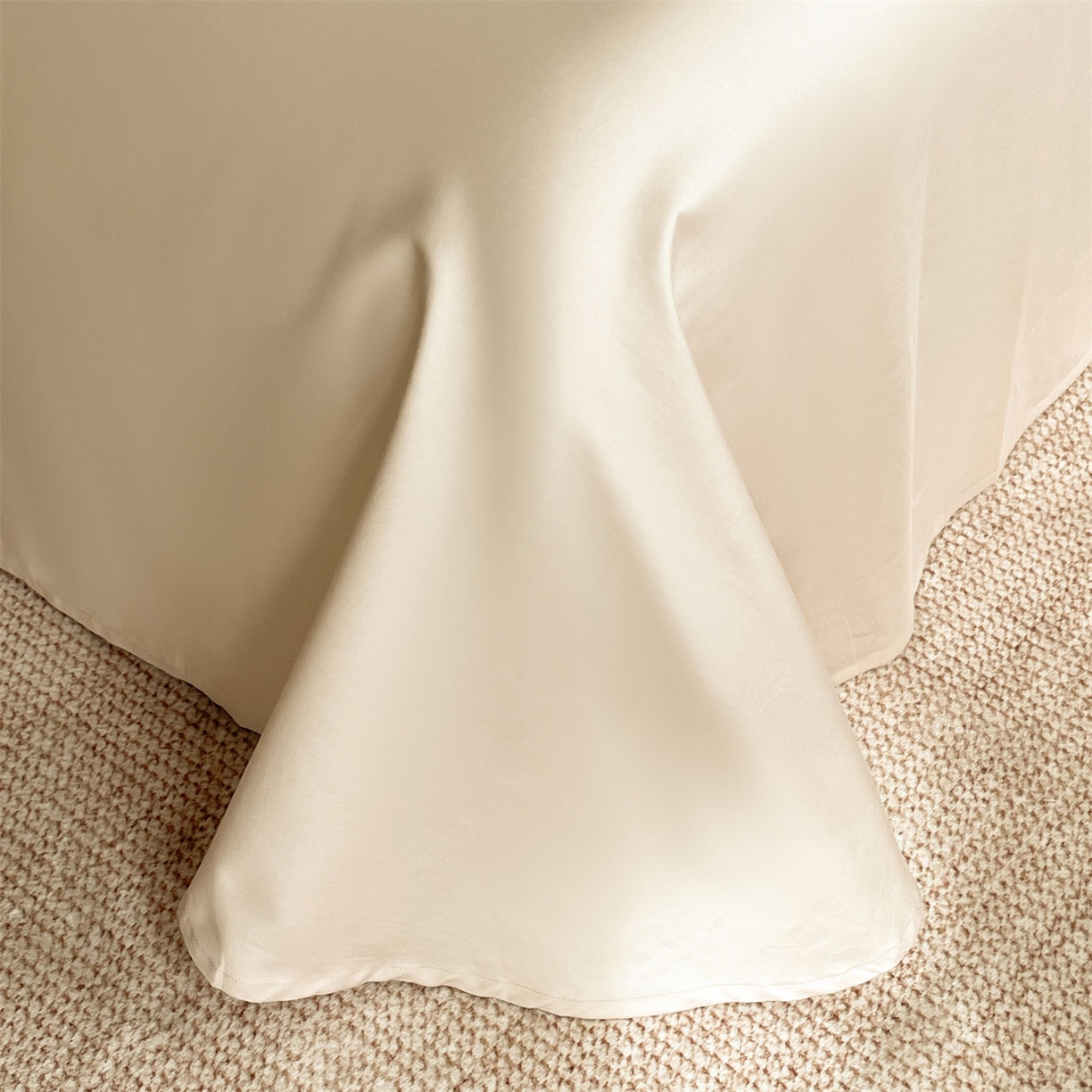 91家纺网 家纺一手货源 找家纺 蓝米卡夫 2026春季新款-60S长绒棉数码印花贡缎双拼角系列四件套-巴音布鲁（礼盒） 巴音布鲁-皇家蓝