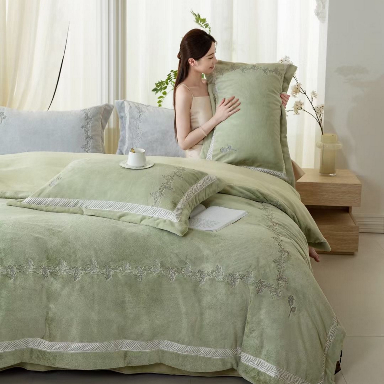 91家纺网 家纺一手货源 找家纺 玖琳家纺 2026新款高端高克重水貂绒四件套-戴思系列 戴思 青草绿