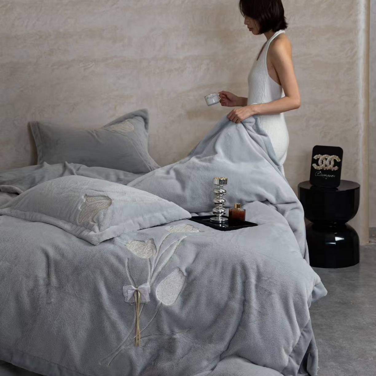 玖琳家纺 2026新款高端高克重水貂绒四件套-漫枝系列 漫枝 灰色