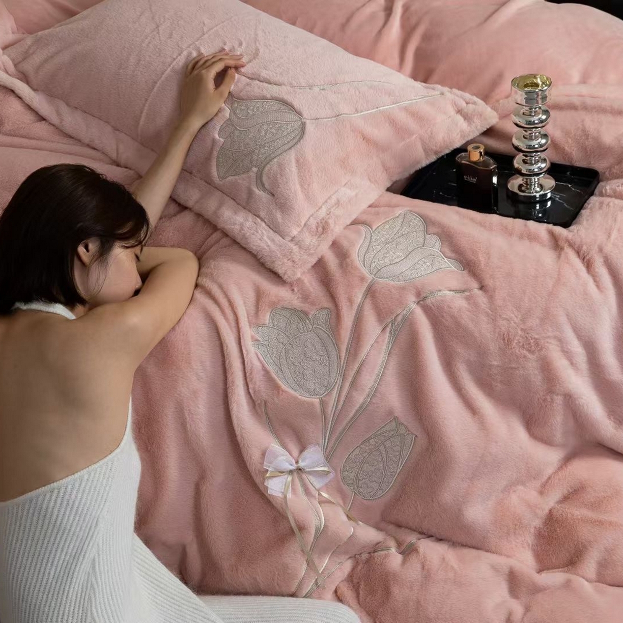 91家纺网 家纺一手货源 找家纺 2026新款高端高克重水貂绒四件套-漫枝系列 漫枝 玉色