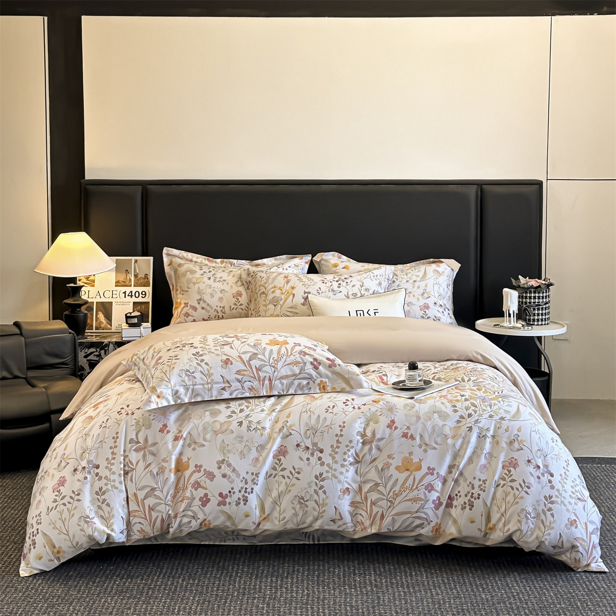 91家纺网 家纺一手货源 找家纺 （总）蓝米卡夫 2026春季新款-60S长绒棉数码印花贡缎系列四件套（礼盒）