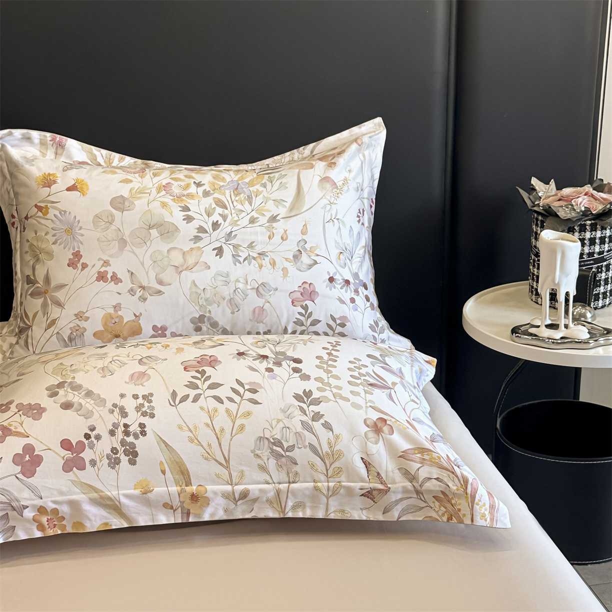 91家纺网 家纺一手货源 找家纺 蓝米卡夫 2026春季新款-60S长绒棉数码印花贡缎系列四件套（礼盒） 阿勒泰秘境