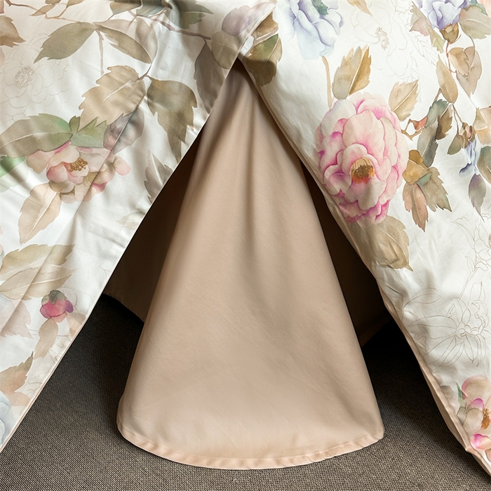 91家纺网 家纺一手货源 找家纺 蓝米卡夫 2026春季新款-60S长绒棉数码印花贡缎系列四件套（礼盒） 繁花春城