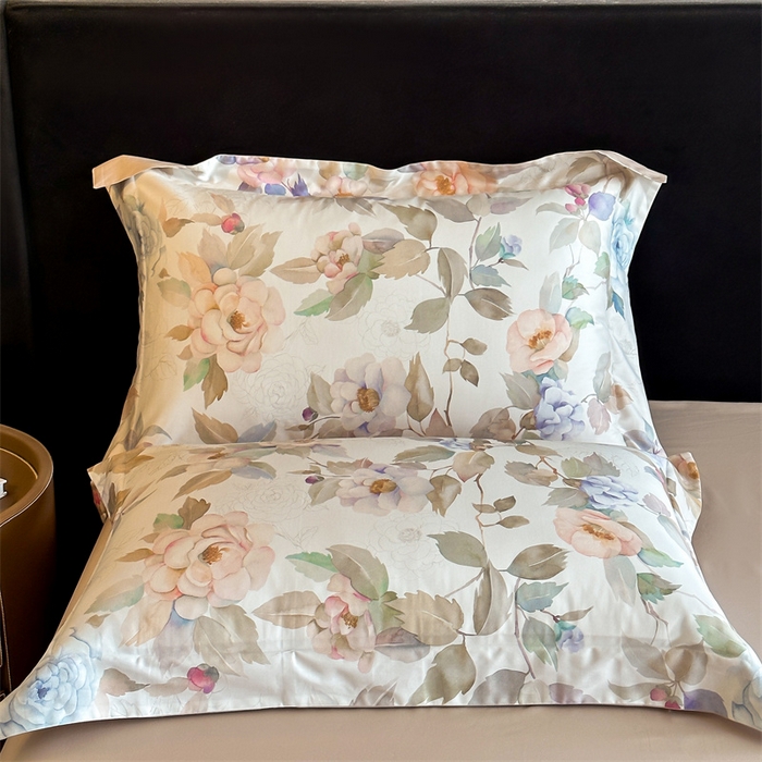 91家纺网 家纺一手货源 找家纺 蓝米卡夫 2026春季新款-60S长绒棉数码印花贡缎系列四件套（礼盒） 繁花春城