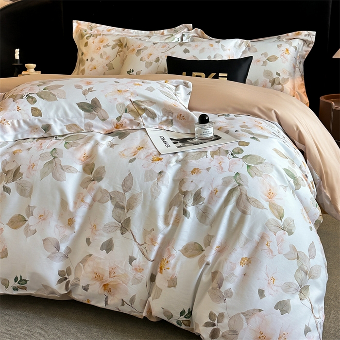 91家纺网 家纺一手货源 找家纺 蓝米卡夫 2026春季新款-60S长绒棉数码印花贡缎系列四件套（礼盒） 芳香情思-咖