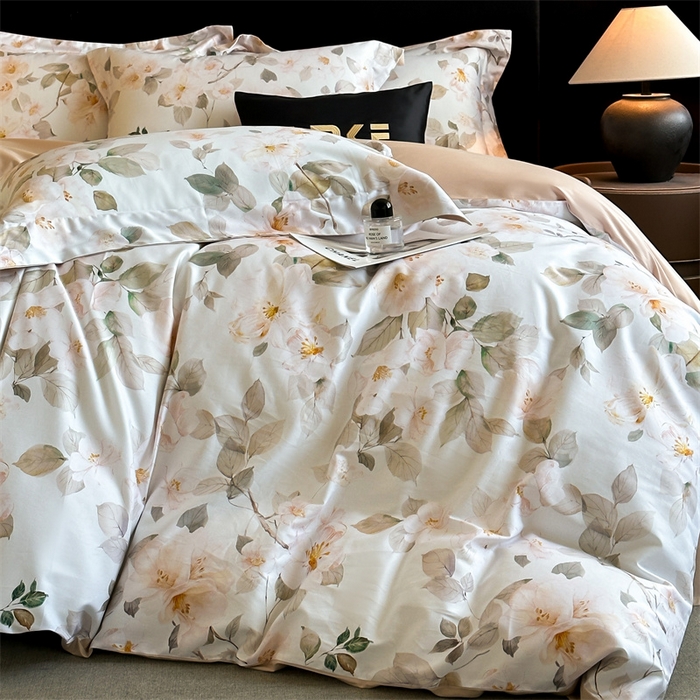 91家纺网 家纺一手货源 找家纺 蓝米卡夫 2026春季新款-60S长绒棉数码印花贡缎系列四件套（礼盒） 芳香情思-咖