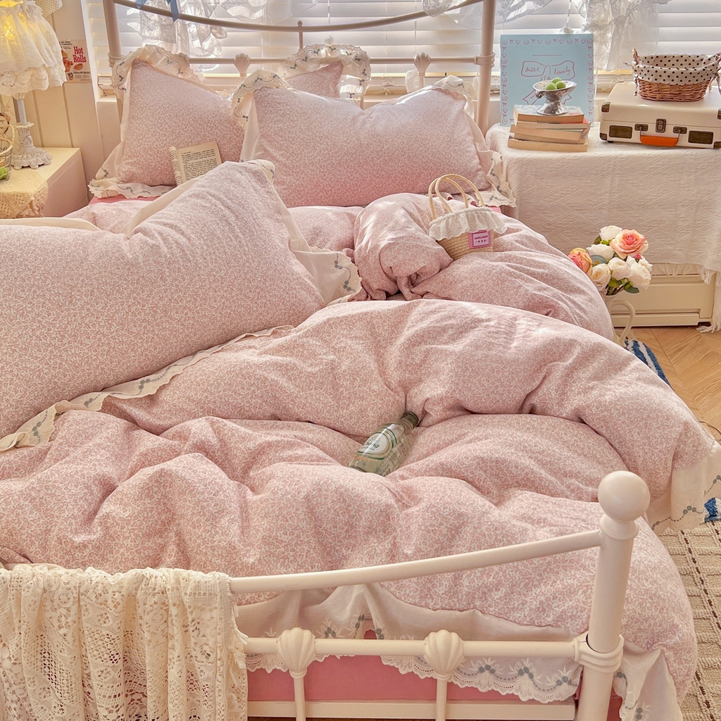 91家纺网 家纺一手货源 找家纺 金丝鸟家纺 2026新款纯棉全棉双层纱刺绣花边款四件套 浅星纱 粉