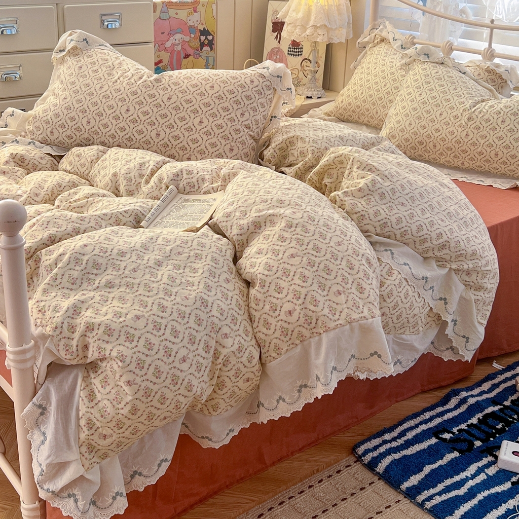 91家纺网 家纺一手货源 找家纺 金丝鸟家纺 2026新款纯棉全棉双层纱刺绣花边款四件套 兔隐织