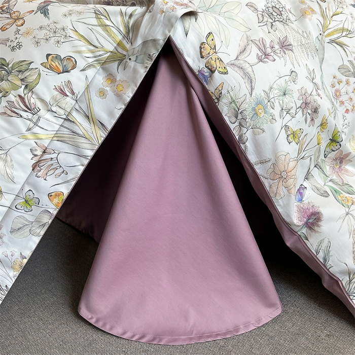 91家纺网 家纺一手货源 找家纺 蓝米卡夫 2026春季新款-60S长绒棉数码印花贡缎系列四件套（礼盒） 花枝嫣然