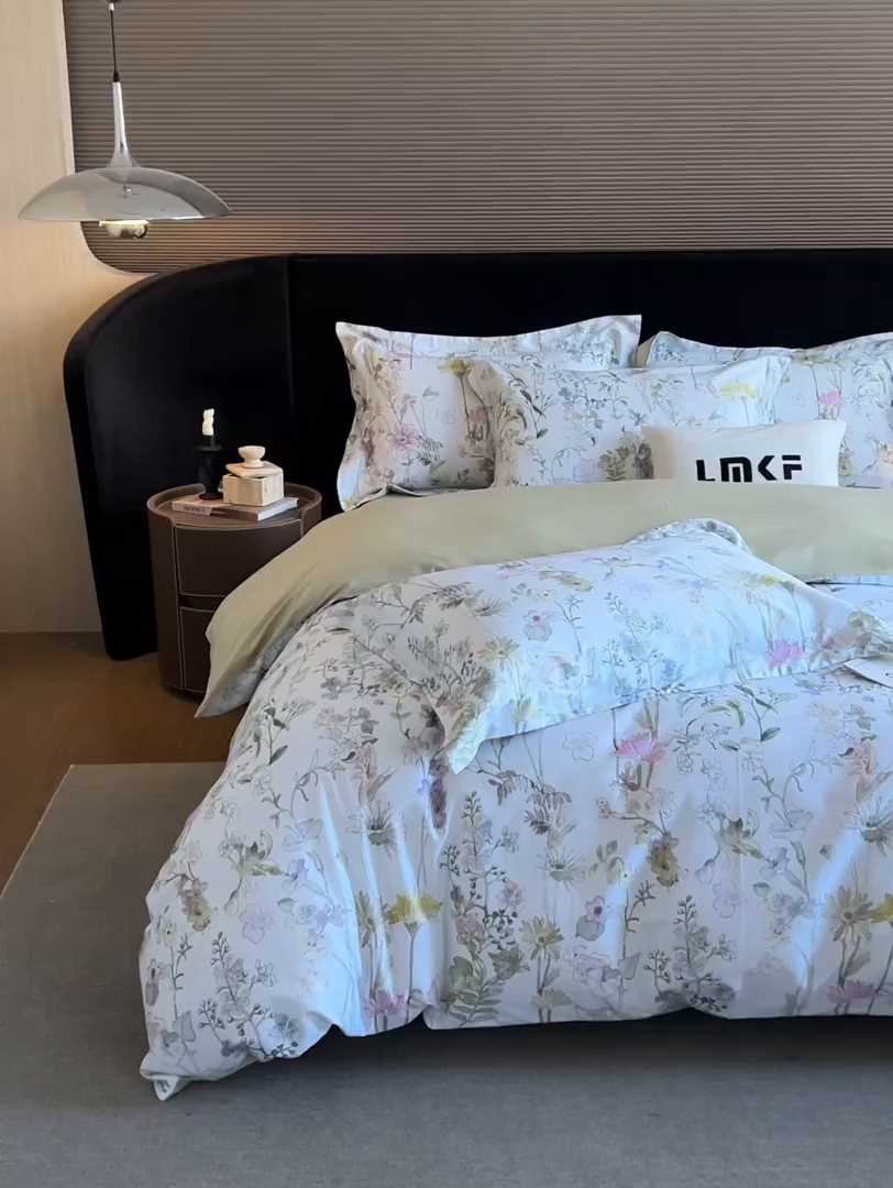 91家纺网 家纺一手货源 找家纺 蓝米卡夫 2026春季新款-60S长绒棉数码印花贡缎系列四件套（礼盒） 空谷幽兰-绿