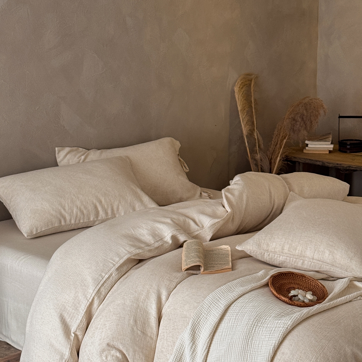 91家纺网 家纺一手货源 找家纺 （总）爱丽丝 2026新款色织提花棉麻四件套-鎏光系带款