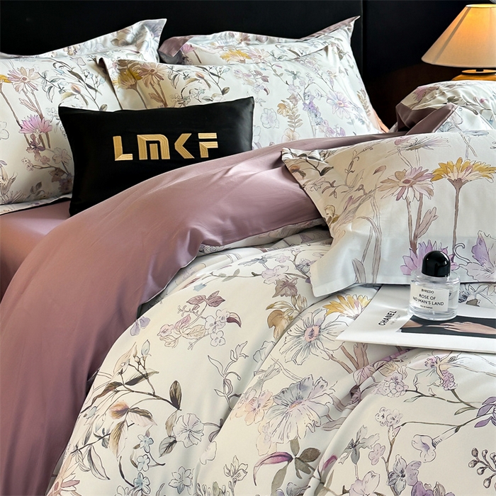 91家纺网 家纺一手货源 找家纺 蓝米卡夫 2026春季新款-60S长绒棉数码印花贡缎系列四件套（礼盒） 空谷幽兰-紫