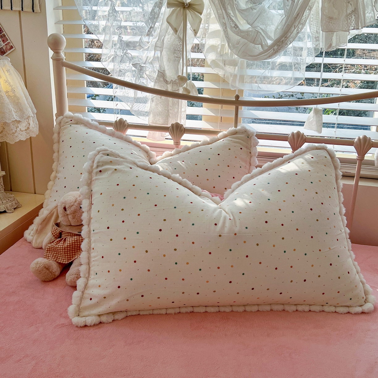 91家纺网 家纺一手货源 找家纺 （总）金丝鸟家纺 2026新款全棉双层纱加牛奶绒毛球花边四件套