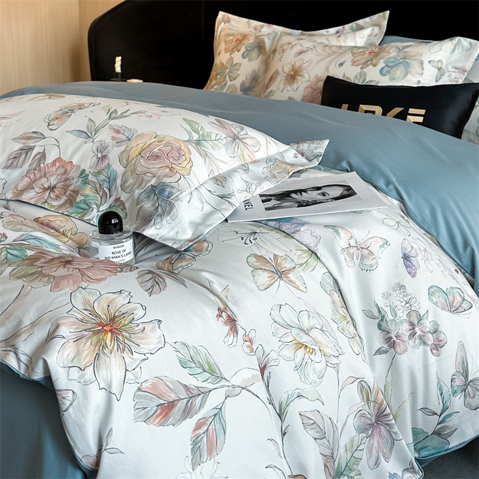 91家纺网 家纺一手货源 找家纺 蓝米卡夫 2026春季新款-60S长绒棉数码印花贡缎系列四件套（礼盒） 凝香玉露