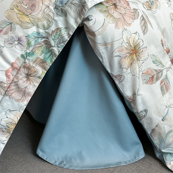 91家纺网 家纺一手货源 找家纺 蓝米卡夫 2026春季新款-60S长绒棉数码印花贡缎系列四件套（礼盒） 凝香玉露